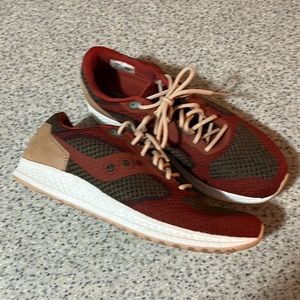 Saucony Everun Mens 12